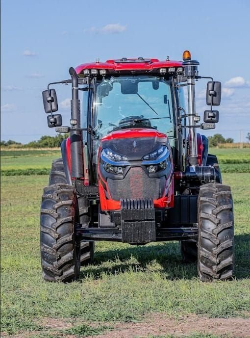Tractor Traxor TRX 115 de frente